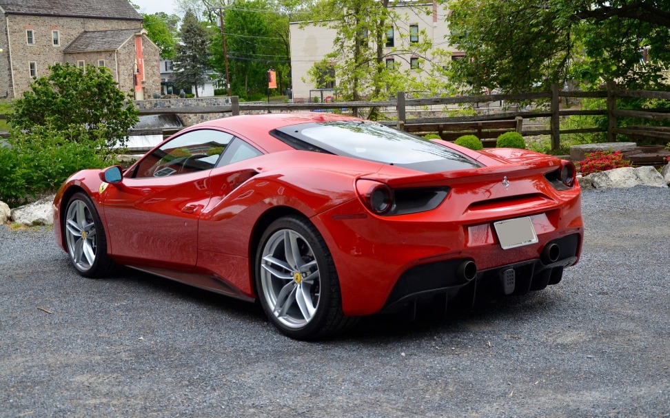 091419_2019_ferrari_488