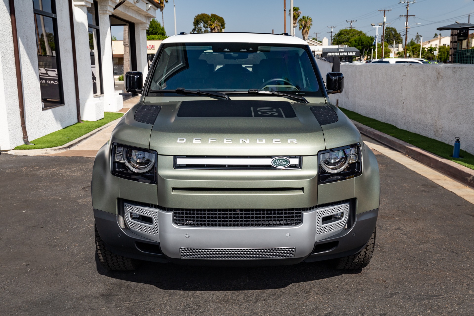 Used-2021-Land-Rover-Defender-90-First-Edition-1651339186 (3)